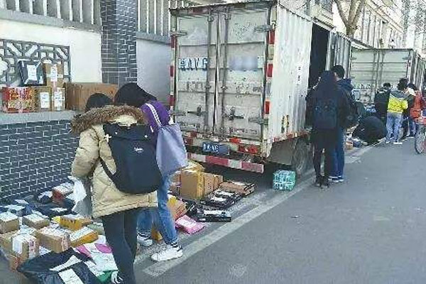 校園跑腿配送平臺(tái)，大學(xué)生校園創(chuàng)業(yè)首選項(xiàng)目！